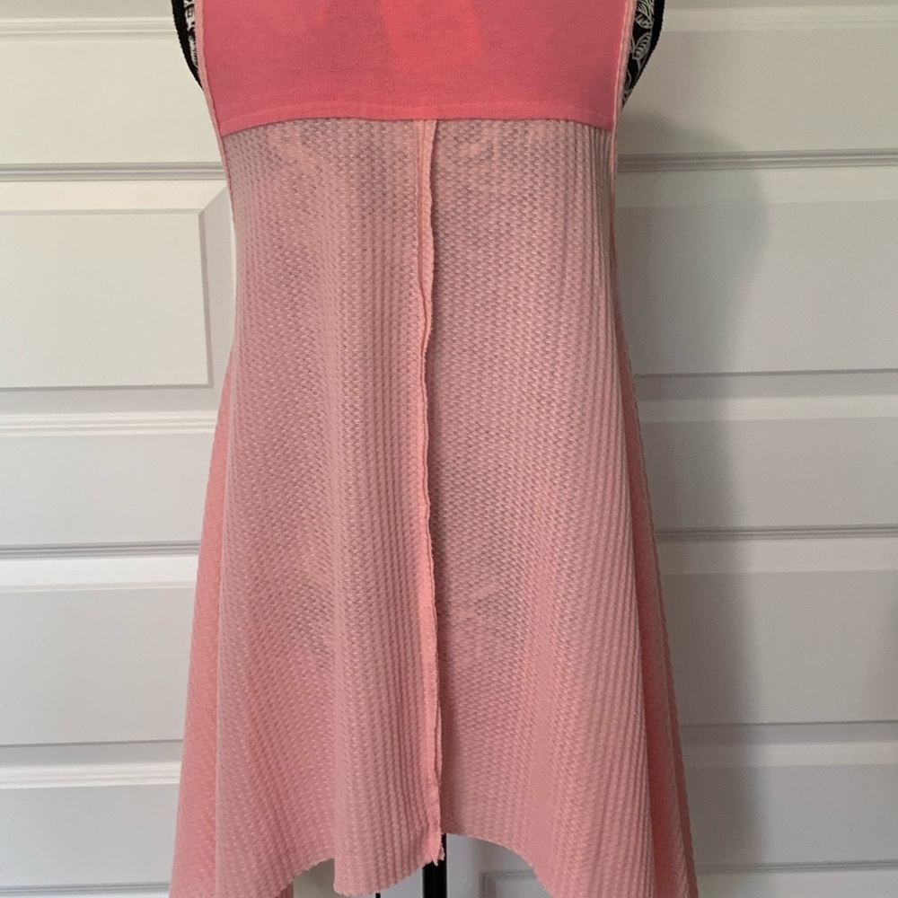POL Pink Sleeveless Handkerchief Hem Dress Boho Crochet Overlay Small - Picture 4 of 7